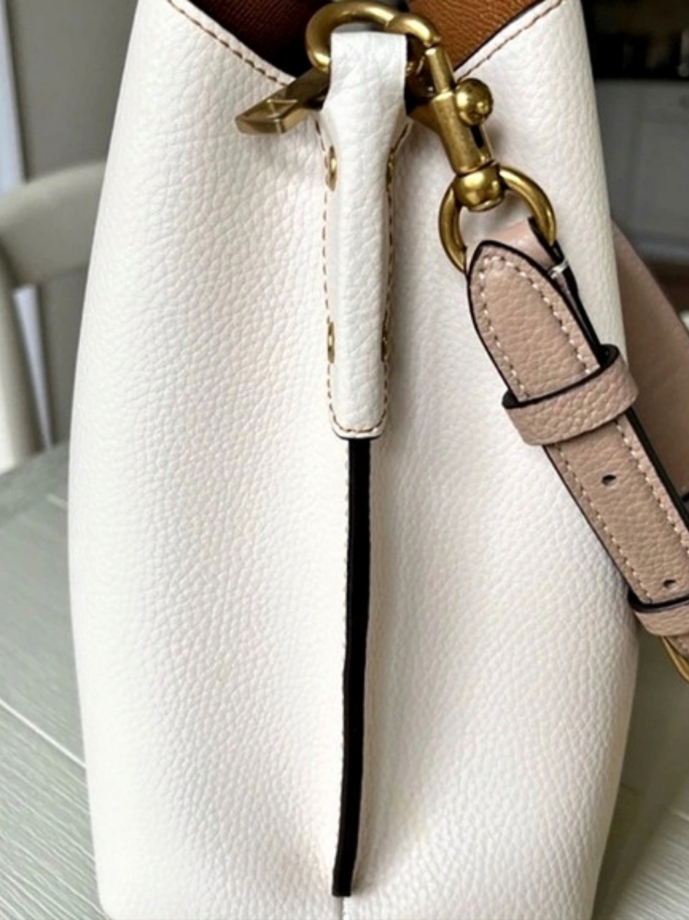Coach Small Town Bucket Bag White & Brown Shoulder Bag - Picture 5 of 7